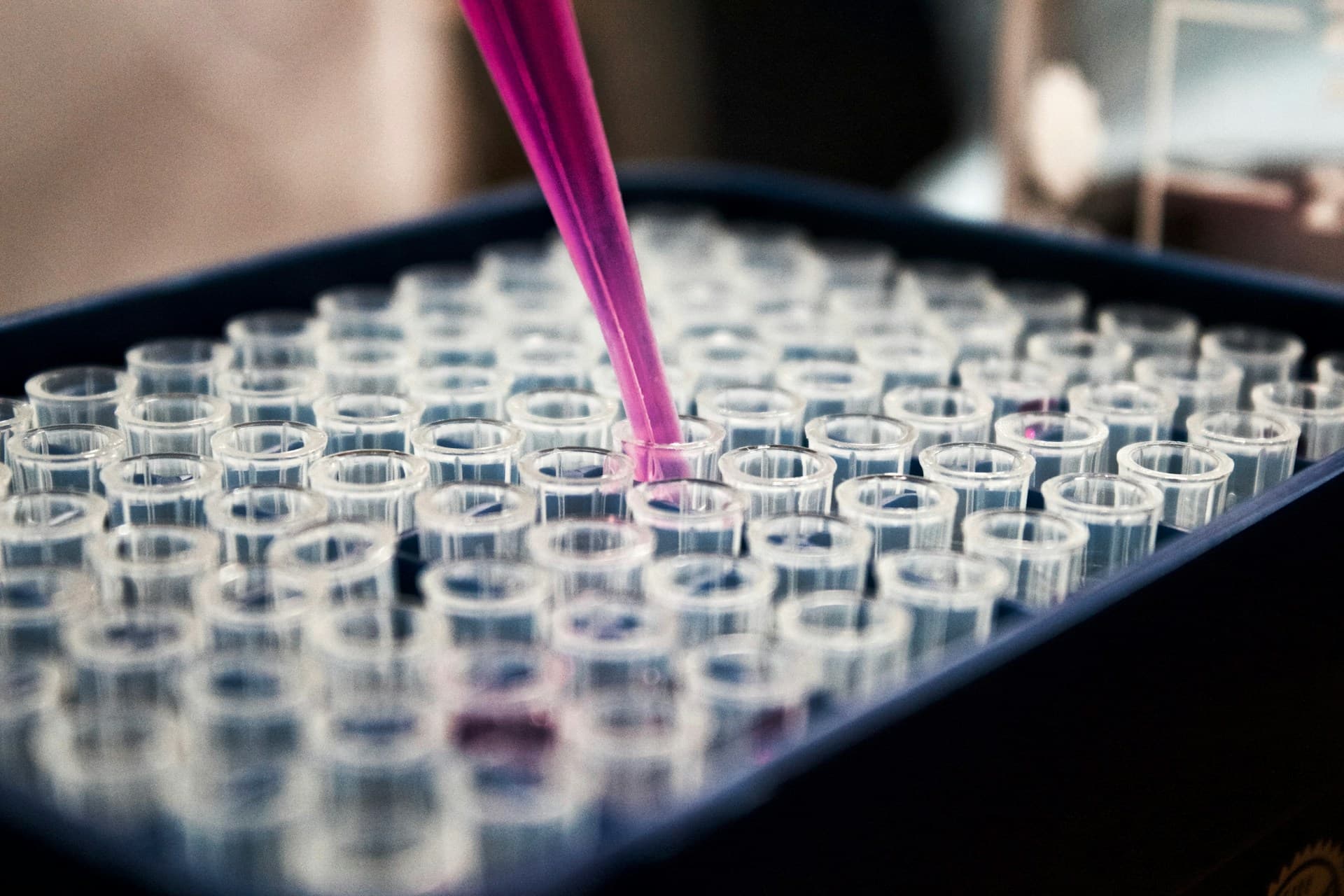 Biochemical scientific research laboratory equipment
